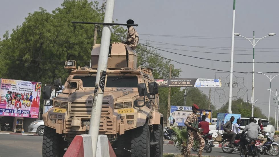 À N’Djamena, au Tchad, un incendie meurtrier a ravagé un dépôt de munitions de l’armée.