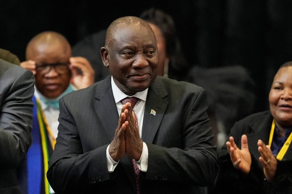 Afrique du Sud : Le président Cyril Ramaphosa est réélu.