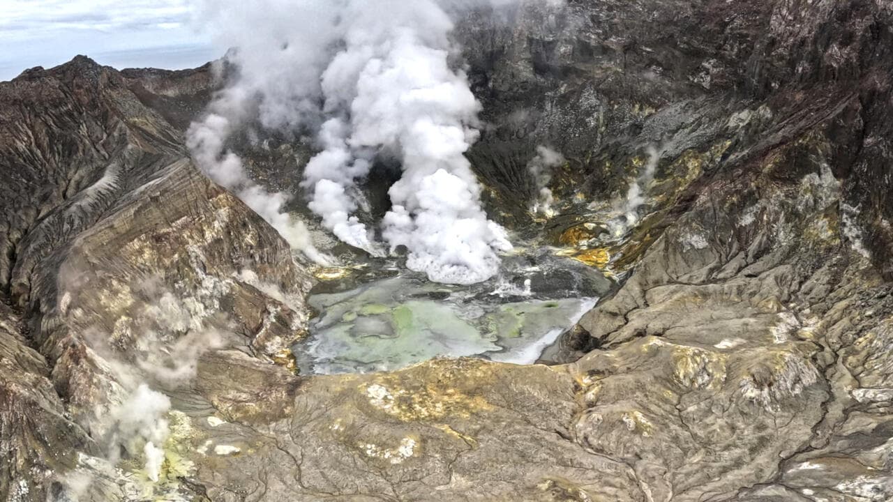 Eruption volcanique en Nouvelle-Zélande : perturbations aériennes majeures !