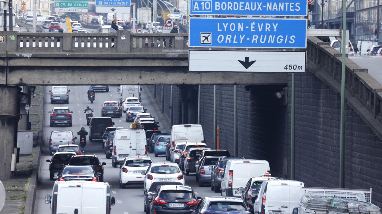 Paris: La vitesse à 50 km/h sur le périphérique, une solution anti-pollution?