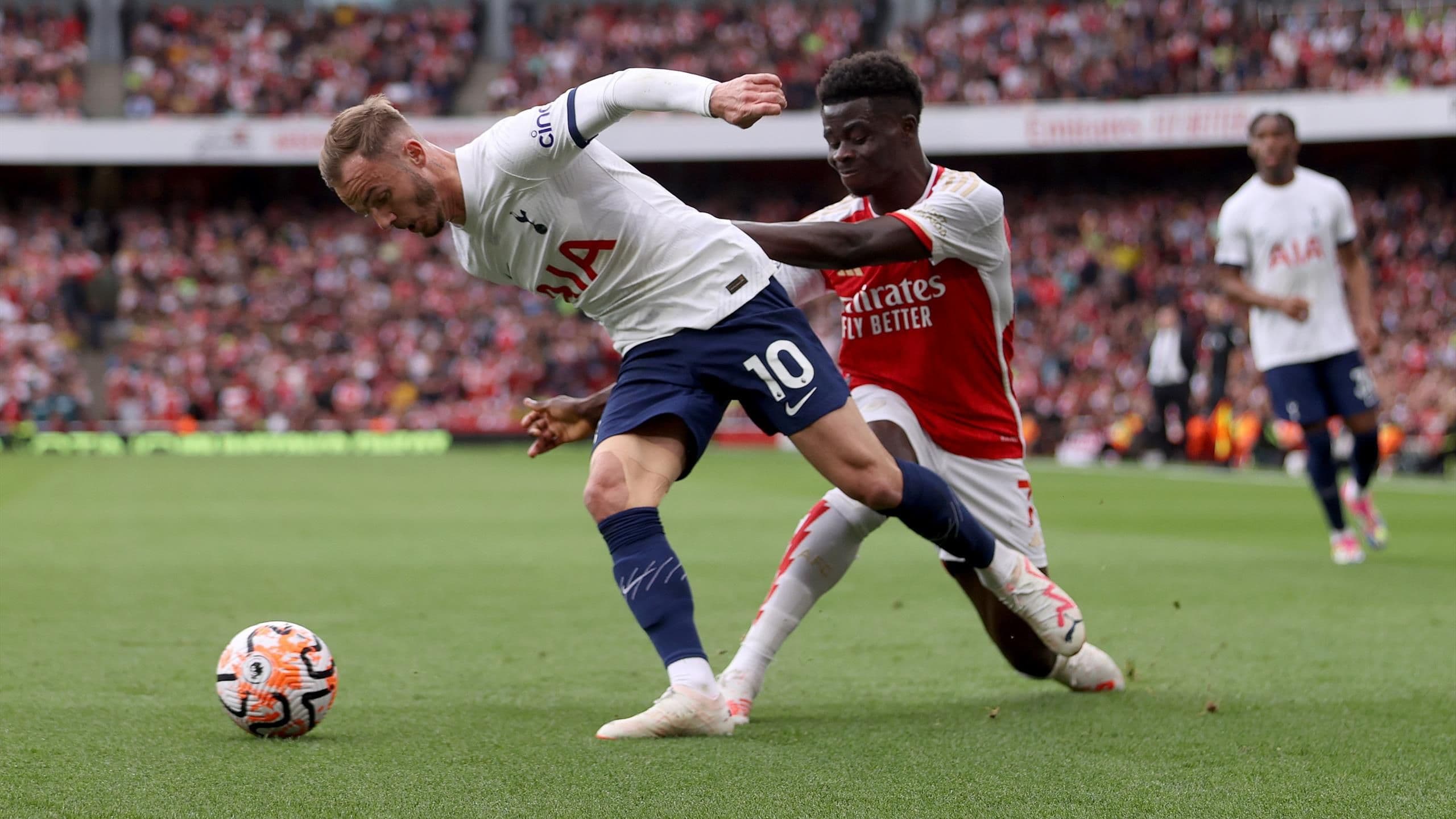 Arsenal S’impose dans un Derby Passionné contre Tottenham