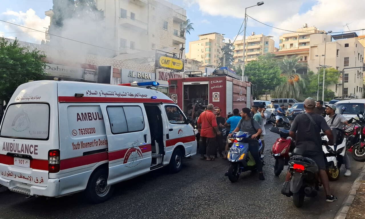 Explosions au Liban via Radios: 12 Victimes et 300 Blessés