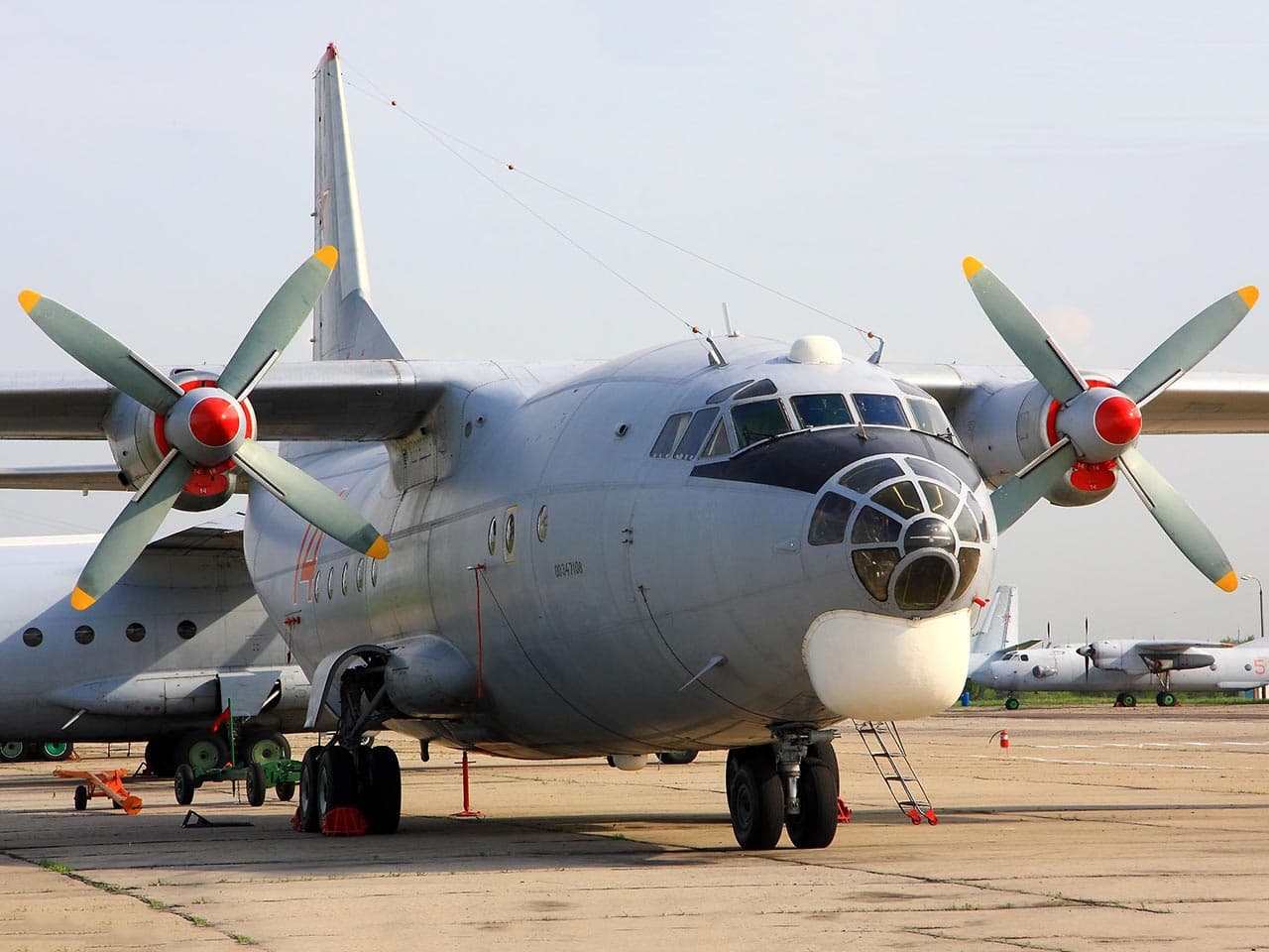 Les Ukrainiens abattent un avion de chasse russe de 50 millions