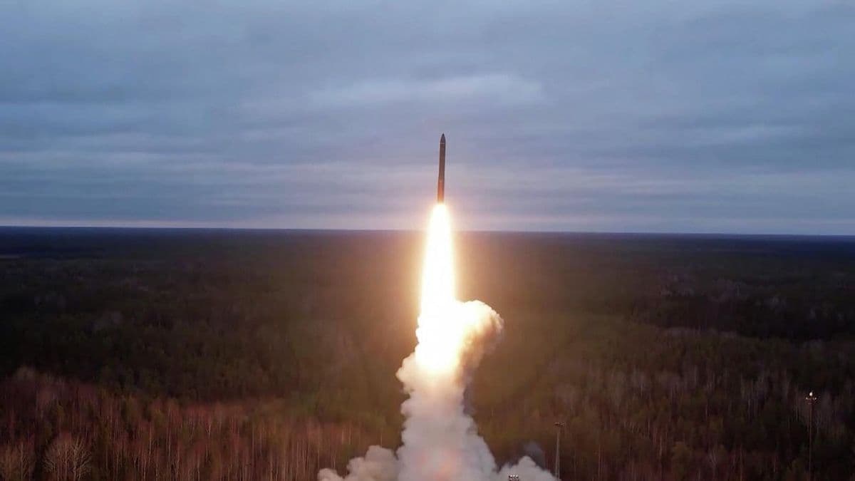 Poutine menace de “foudre” : “Nous avons un missile 10 fois plus rapide que le son