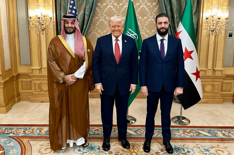 Trump salue le nouveau président syrien, un homme fort et combatif