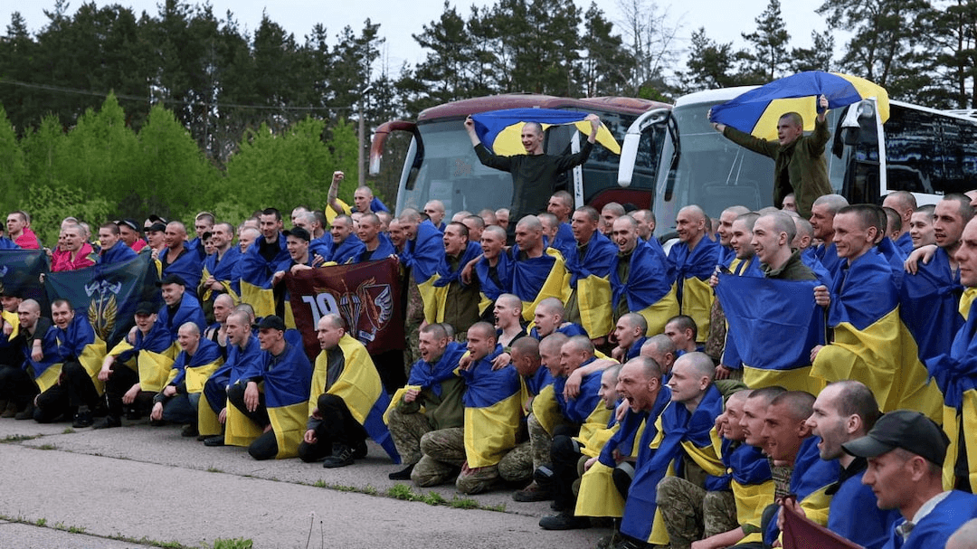 Échange majeur de prisonniers de guerre : 205 soldats ukrainiens libérés par la Russie