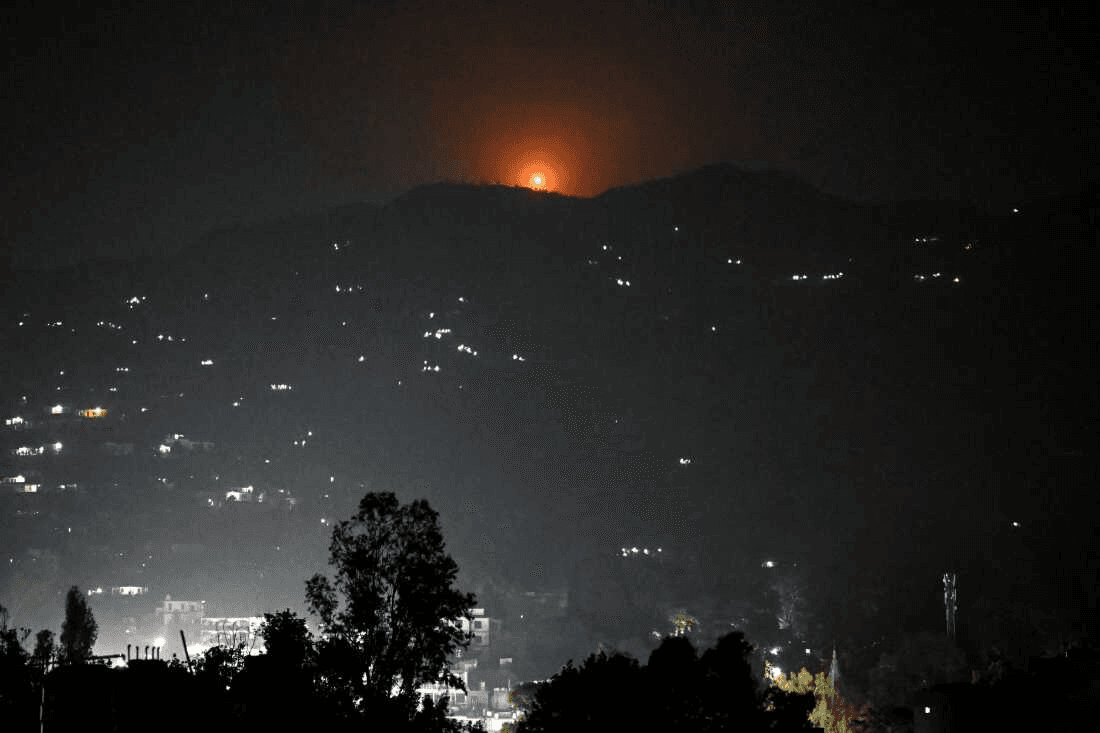 L’Inde tire des missiles sur le Pakistan, plusieurs sites visés ; Islamabad menace de riposte