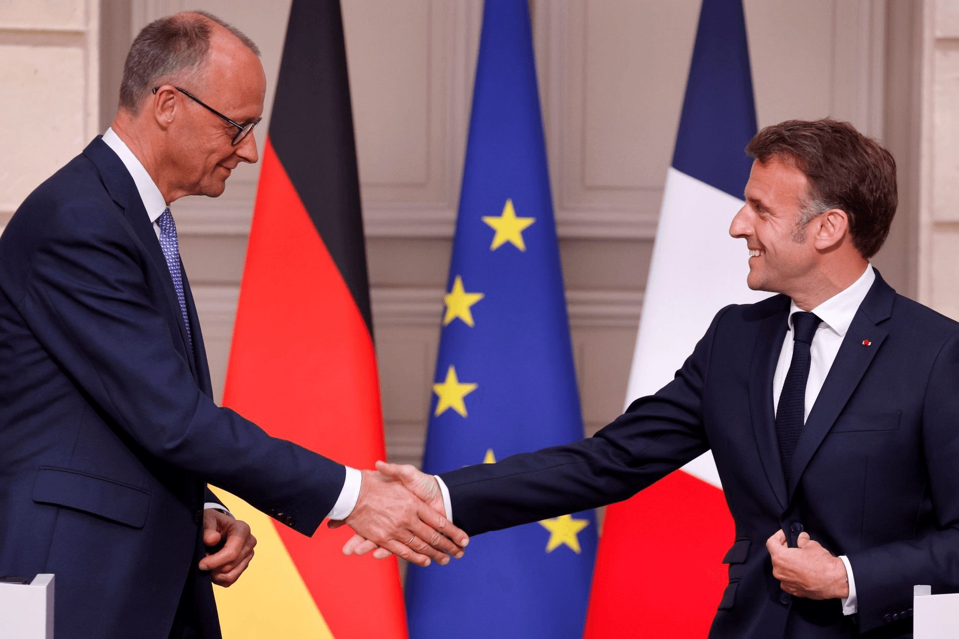 Nouvelle alliance franco-allemande : Merz à Paris pour défendre l’UE et soutenir l’Ukraine