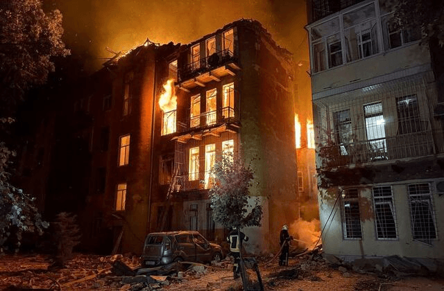 Un mort et 14 blessés dans une attaque russe nocturne à Odessa, en Ukraine