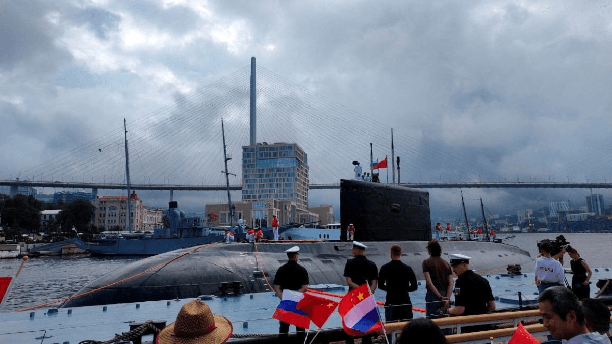 Marines russes et chinoises en action : manœuvres conjointes en mer du Japon
