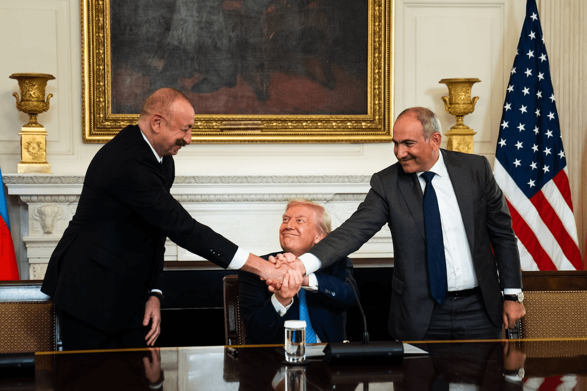 Une rue Trump et plus : l’accord de paix Azerbaïdjan-Arménie expliqué.