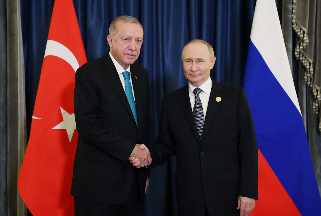 Erdogan demande l’aide de Poutine contre Israël : rencontre en Chine.